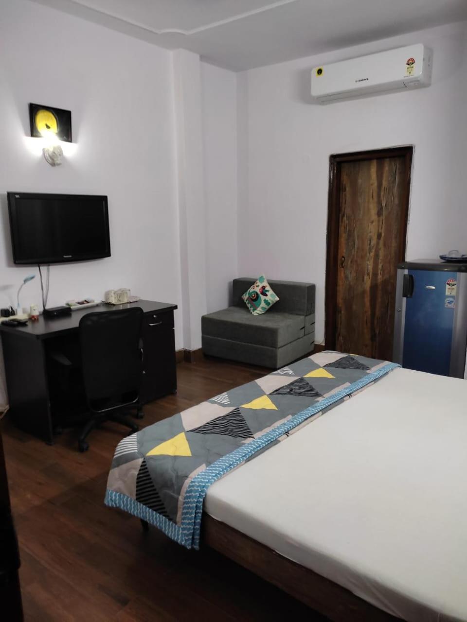 Tatvamasi Homestay Yeni Delhi Dış mekan fotoğraf