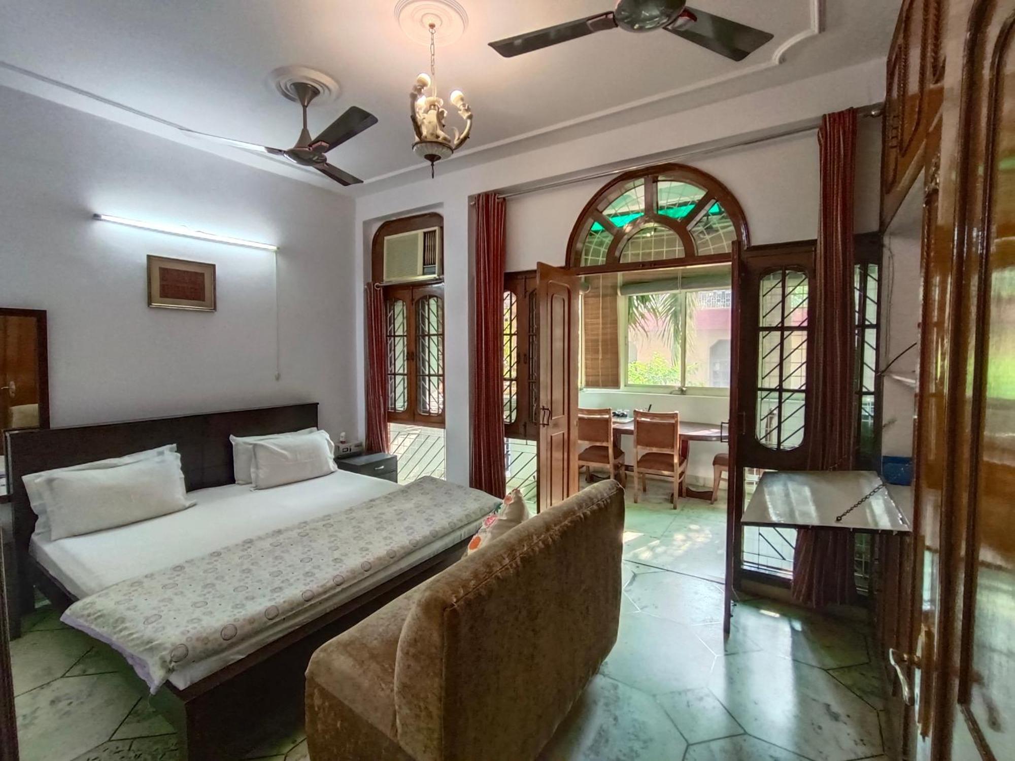 Tatvamasi Homestay Yeni Delhi Dış mekan fotoğraf