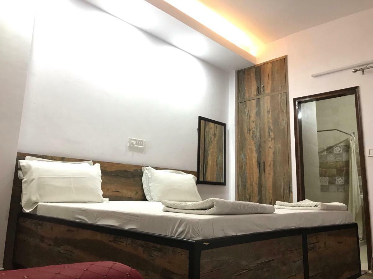 Tatvamasi Homestay Yeni Delhi Dış mekan fotoğraf